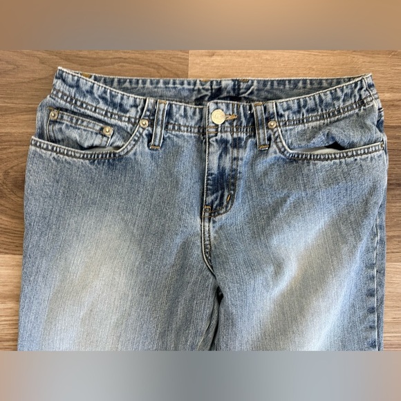 Vintage 90s Y2K Bongo Distressed Faded Blue Flare Jeans Size 9 - Picture 2 of 12